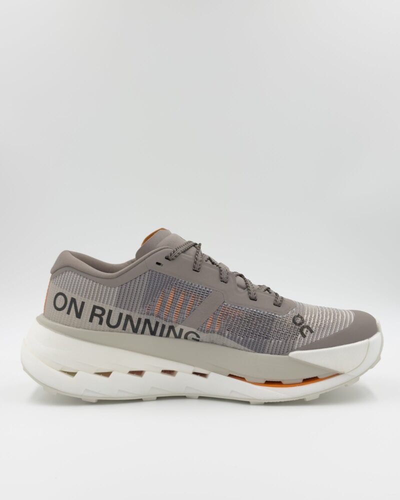 On Cloudultra Pro "Grey / Beige"